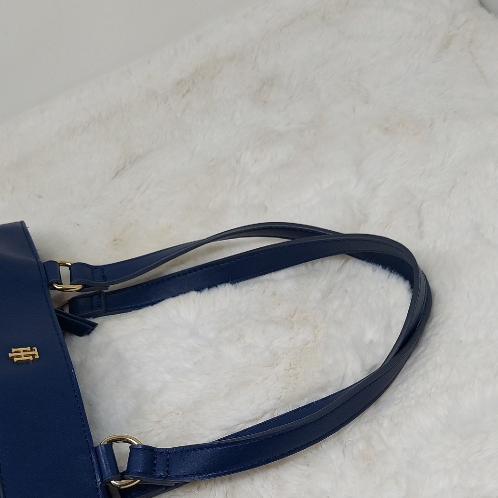 Tommy Hilfiger Royal Blue Tote Bag with Matching Wallet - Picture 5 of 9